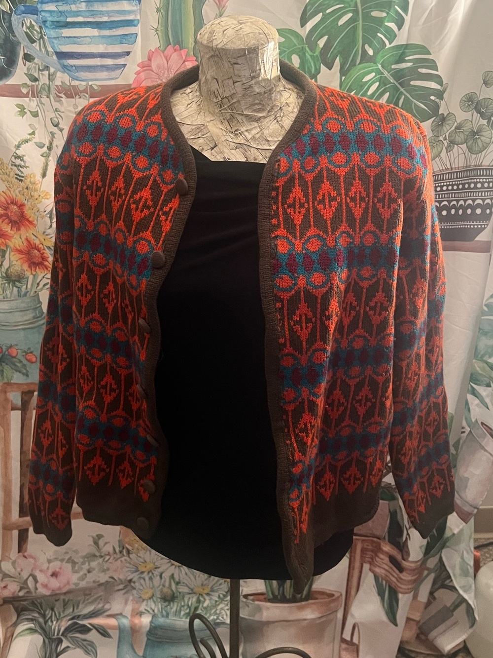 VIntage Wool Cardigan Fits like a woman’s 16/18